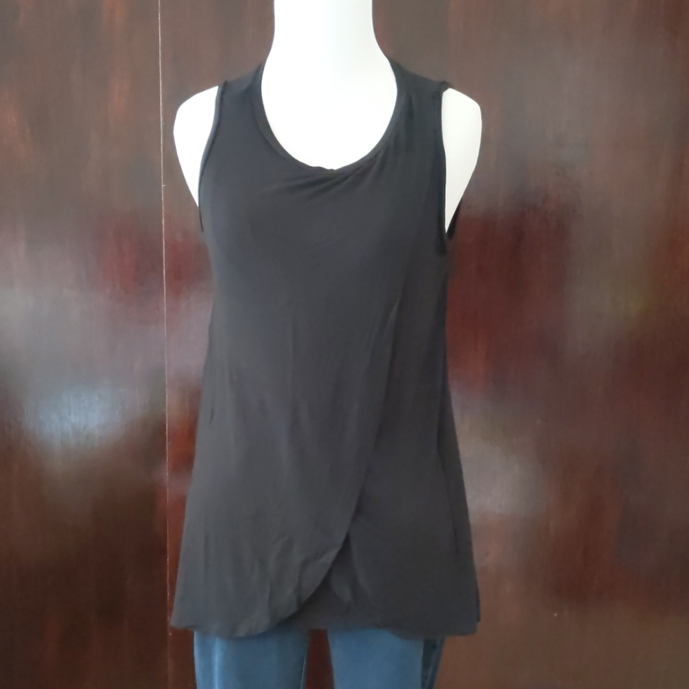 Old Navy maternity nursing top